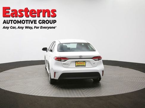 Used 2024 Toyota Corolla LE image 65