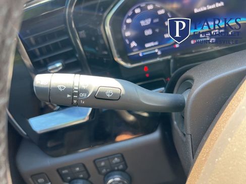 Used 2024 Chevrolet Silverado 1500 LT Trail Boss w/ LT Trail Boss Premium Package image 25