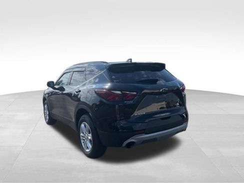 Used 2020 Chevrolet Blazer LT FWD image 3