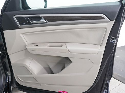Used 2019 Volkswagen Atlas SEL AWD/4WD image 12