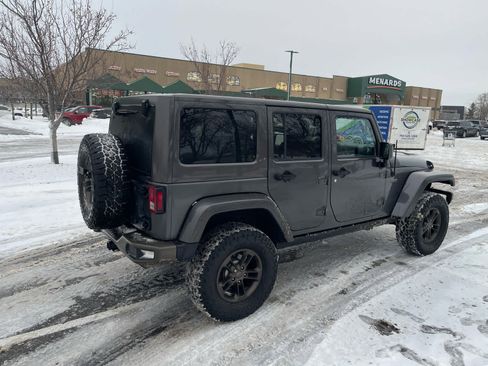 Used 2017 Jeep Wrangler 75th Anniversary image 4