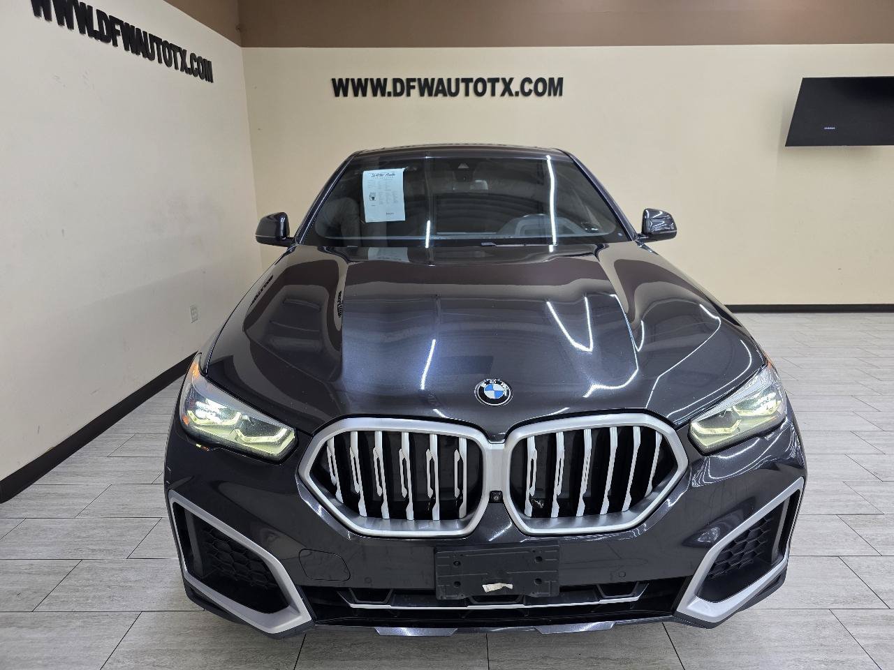 Used 2021 BMW X6 xDrive40i w/ Premium Package AWD/4WD image 3