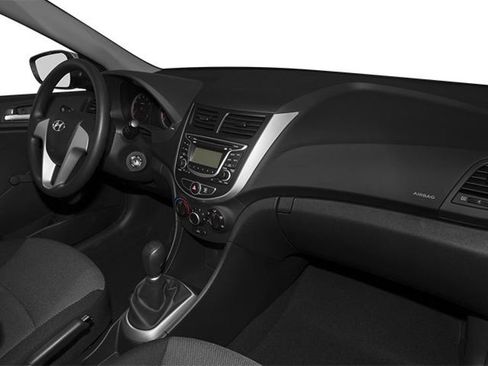 Used 2014 Hyundai Accent SE FWD image 13