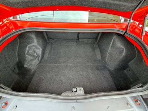 Used 2016 Dodge Challenger SXT RWD image 35
