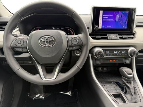 Used 2024 Toyota RAV4 XLE Premium AWD/4WD image 10