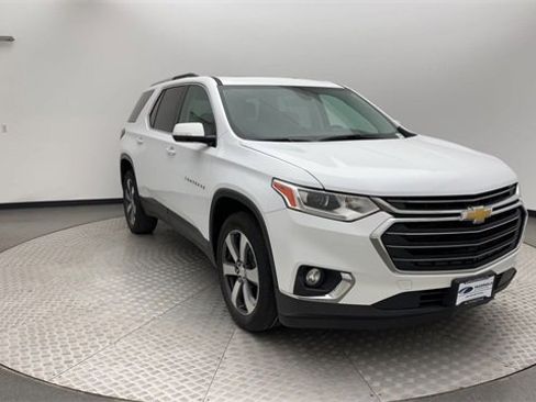 Used 2018 Chevrolet Traverse LT image 8