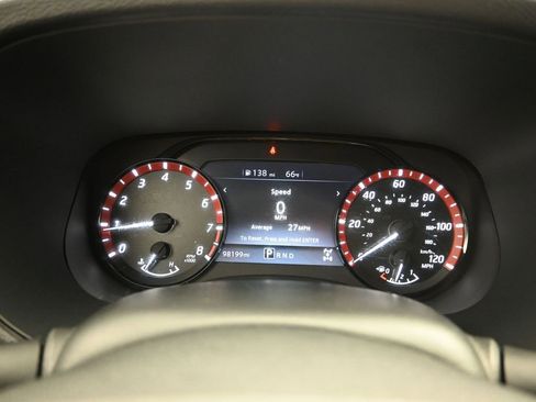 Used 2023 Nissan Frontier PRO-4X w/ Tow Package AWD/4WD image 14