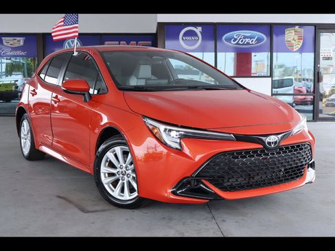 Used 2023 Toyota Corolla SE image 1