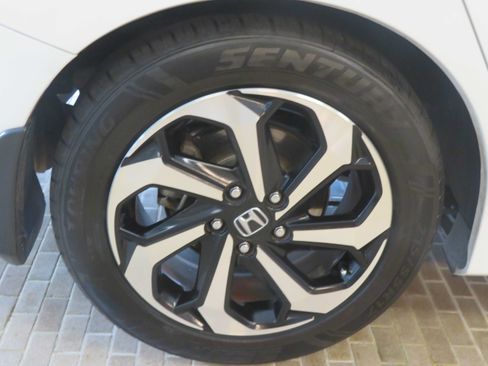 Used 2016 Honda Accord EX-L image 9