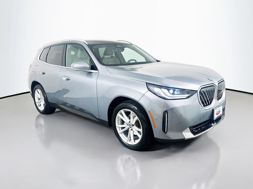 Used 2025 BMW X3 xDrive30i w/ Convenience Package AWD/4WD image 3