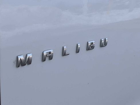 Used 2023 Chevrolet Malibu LT w/ Driver Confidence Package FWD image 12
