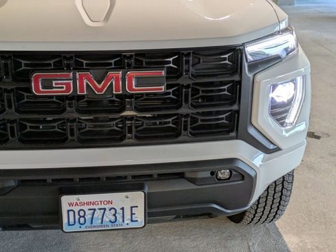 Used 2024 GMC Canyon Elevation w/ Convenience Package image 9