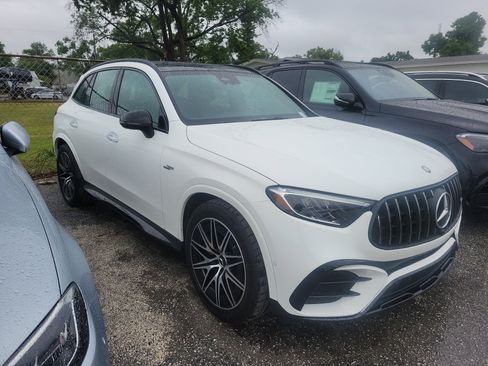 Used 2026 Mercedes-Benz GLC 43 AMG 4MATIC image 2