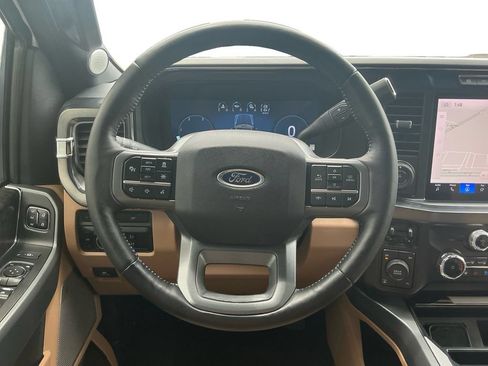 Used 2024 Ford F250 Lariat w/ Lariat Ultimate Package AWD/4WD image 18