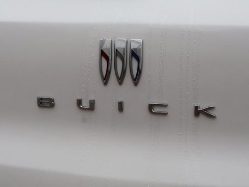 Used 2025 Buick Encore GX Preferred image 15