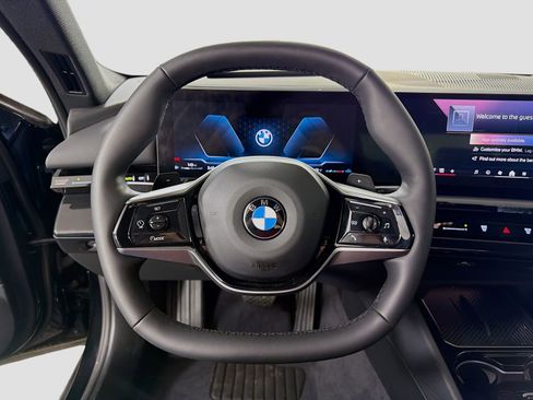 Used 2025 BMW 530i RWD image 13