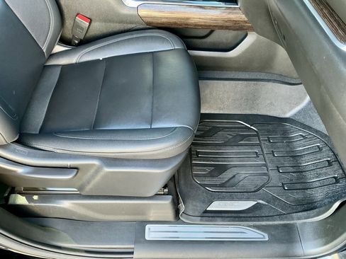 Used 2022 GMC Sierra 1500 Elevation w/ Elevation Premium Package image 26