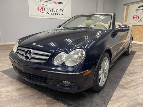 Used 2008 Mercedes-Benz CLK 350 Cabriolet image 2