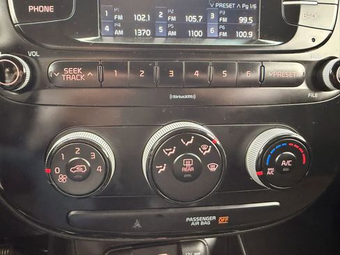 Used 2018 Kia Soul FWD image 36