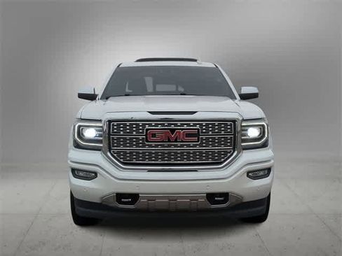 Used 2018 GMC Sierra 1500 Denali w/ Denali Ultimate Package image 3