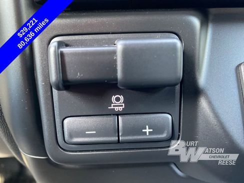 Used 2021 Chevrolet Silverado 1500 LT AWD/4WD image 31