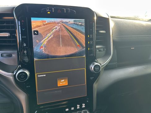 Used 2024 RAM 2500 Laramie w/ Safety Group image 8
