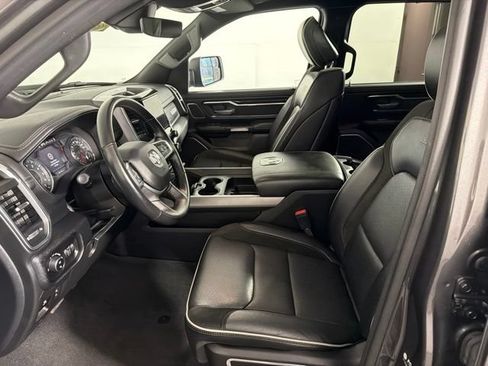 Used 2022 RAM 1500 Laramie AWD/4WD image 9