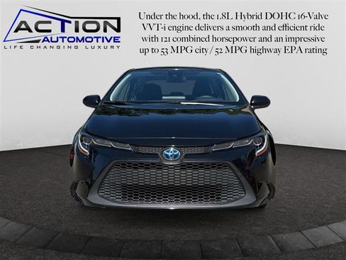 Used 2022 Toyota Corolla LE image 3