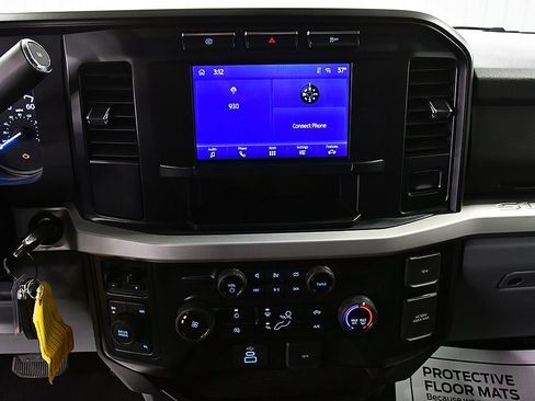 Used 2024 Ford F350 XLT image 28