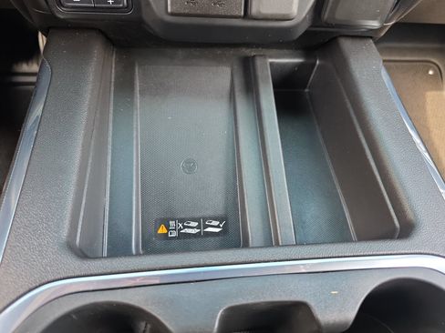 Used 2022 GMC Sierra 1500 AT4 w/ AT4 Preferred Package AWD/4WD image 26
