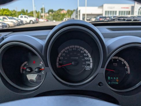 Used 2008 Dodge Nitro SLT RWD image 19