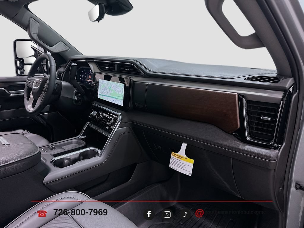 New 2026 GMC Sierra 2500 Denali w/ Denali Reserve Package AWD/4WD image 32