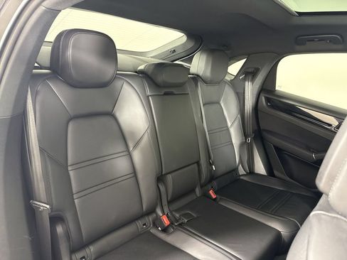Certified 2022 Porsche Cayenne Coupe AWD/4WD image 22