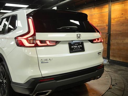 Used 2023 Honda CR-V Sport Touring image 6