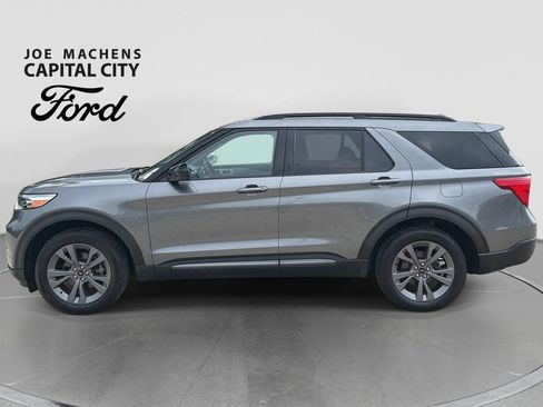 Used 2024 Ford Explorer XLT w/ Equipment Group 202A AWD/4WD image 8