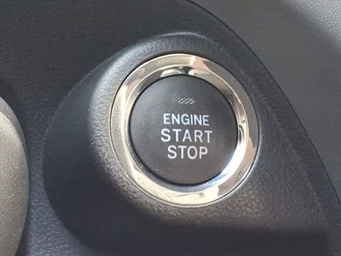 Certified 2025 Subaru Crosstrek 2.0i Premium image 16