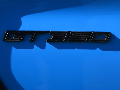 Used 2017 Ford Mustang Shelby GT350 w/ Electronics Package image 36