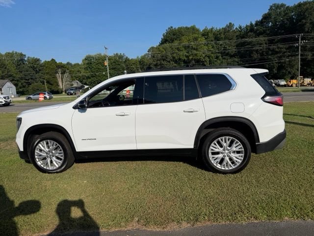 Certified 2026 GMC Acadia Elevation w/ Elevation Premium Package FWD image 8