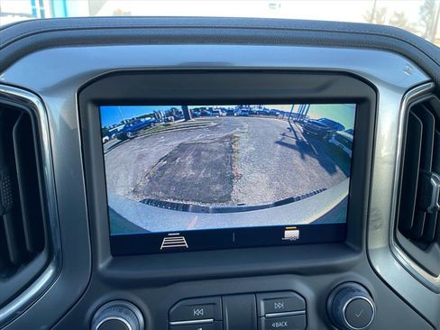 Used 2023 Chevrolet Silverado 2500 LT w/ Convenience Package image 12