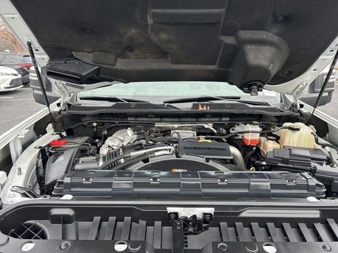 Used 2022 Chevrolet Silverado 2500 LTZ w/ LTZ Plus Package image 14