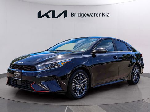 Certified 2023 Kia Forte GT-Line w/ GT-Line Technology Package FWD image 3
