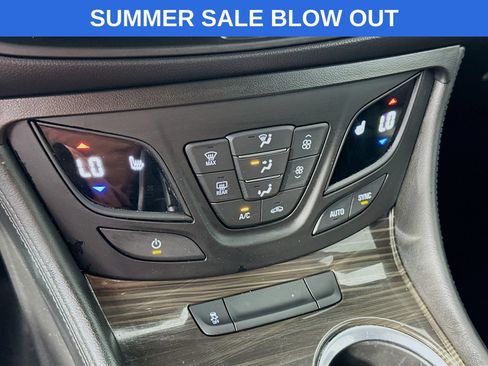 Used 2020 Buick Envision Essence w/ Experience Buick Package AWD/4WD image 16