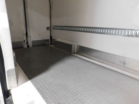 Used 2023 Ford Transit 250 High Roof AWD w/ Exterior Upgrade Package image 38