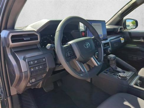 Certified 2026 Toyota Tacoma TRD Off-Road AWD/4WD image 12