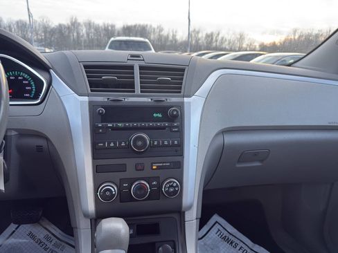 Used 2012 Chevrolet Traverse LS FWD image 13