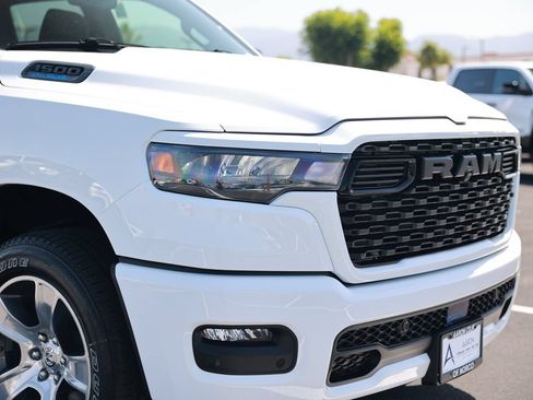 New 2026 RAM 1500 Express AWD/4WD image 7