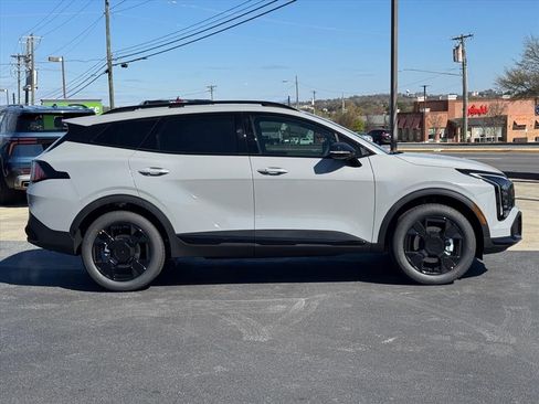 New 2026 Kia Sportage X-Line AWD/4WD image 2
