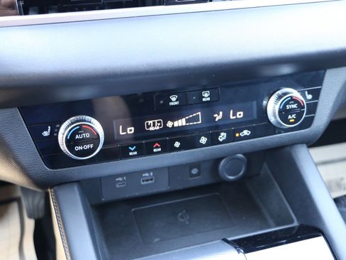 Used 2022 Mitsubishi Outlander SEL FWD image 24