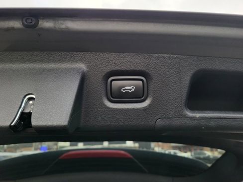 Used 2023 Hyundai Santa Fe SEL image 9