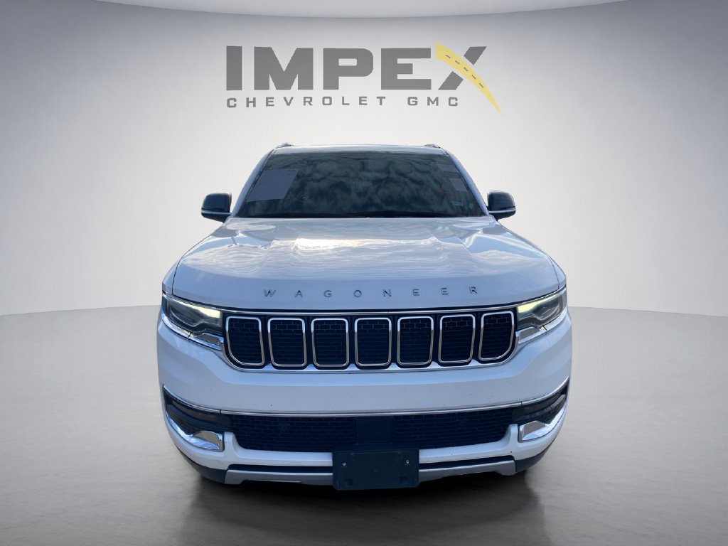 Used 2023 Jeep Wagoneer L Series II RWD image 8